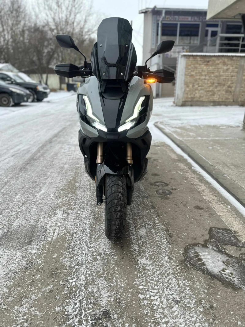 Honda X-ADV ПЕРФЕКТЕН!!! Honda X-adv350 2024г. 5000км.