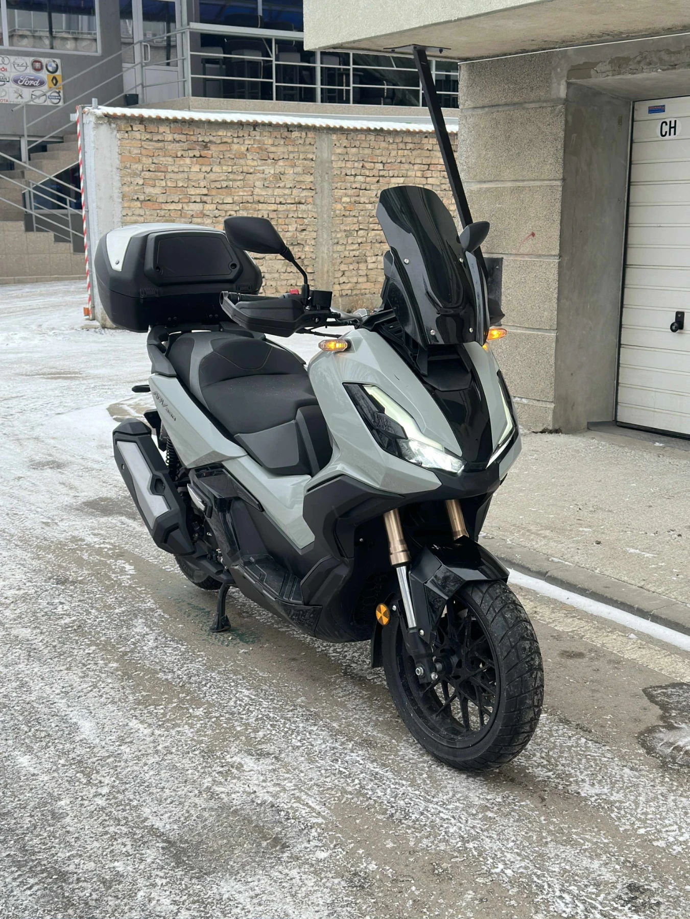 Honda X-ADV ПЕРФЕКТЕН!!! Honda X-adv350 2024г. 5000км. - изображение 2