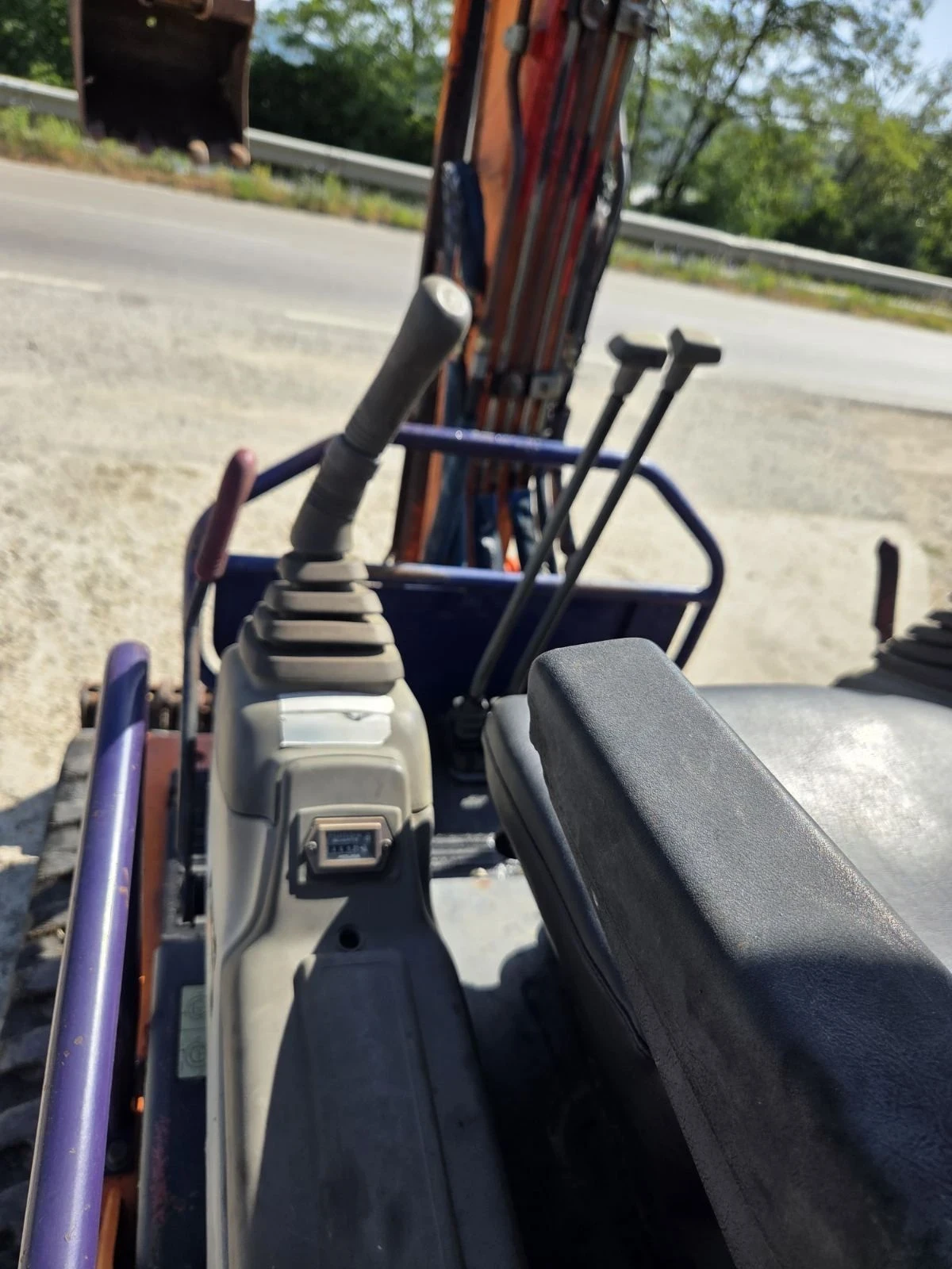����� Hitachi EX17 ��������� ��� ���� ��������� | Mobile.bg � ����������� 8