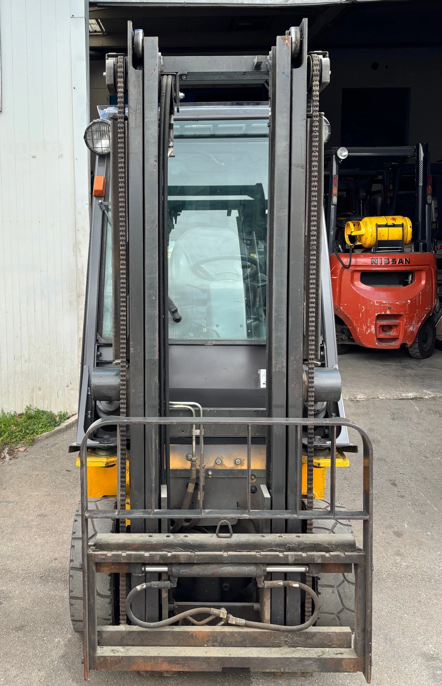 ������� Nissan ������� | Mobile.bg � ����������� 4