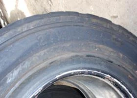 Гуми, снимка 6