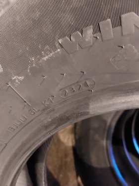 Гуми Зимни 225/70R15, снимка 9