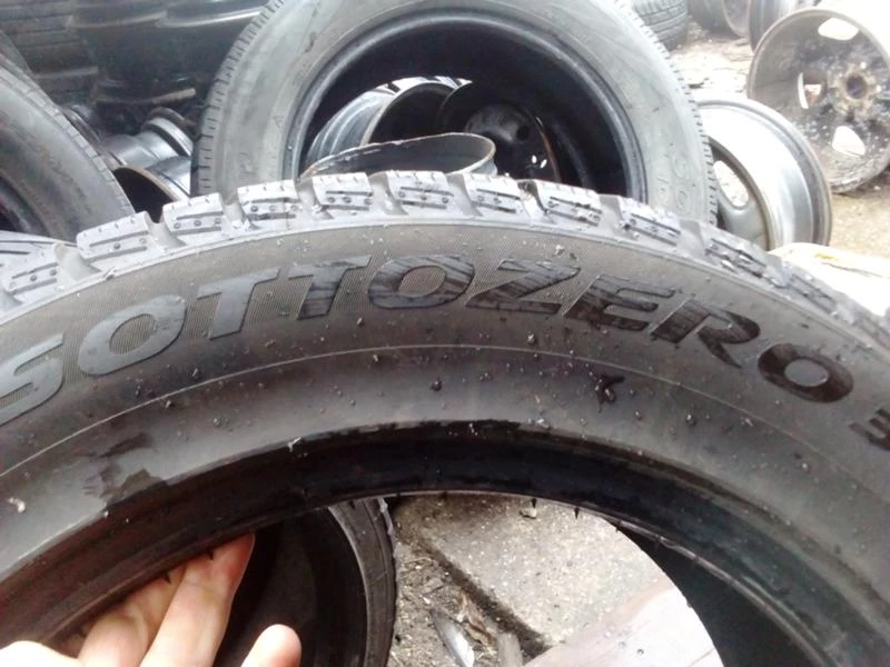 Гуми Зимни 225/55R16, снимка 6 - Гуми и джанти - 20465519