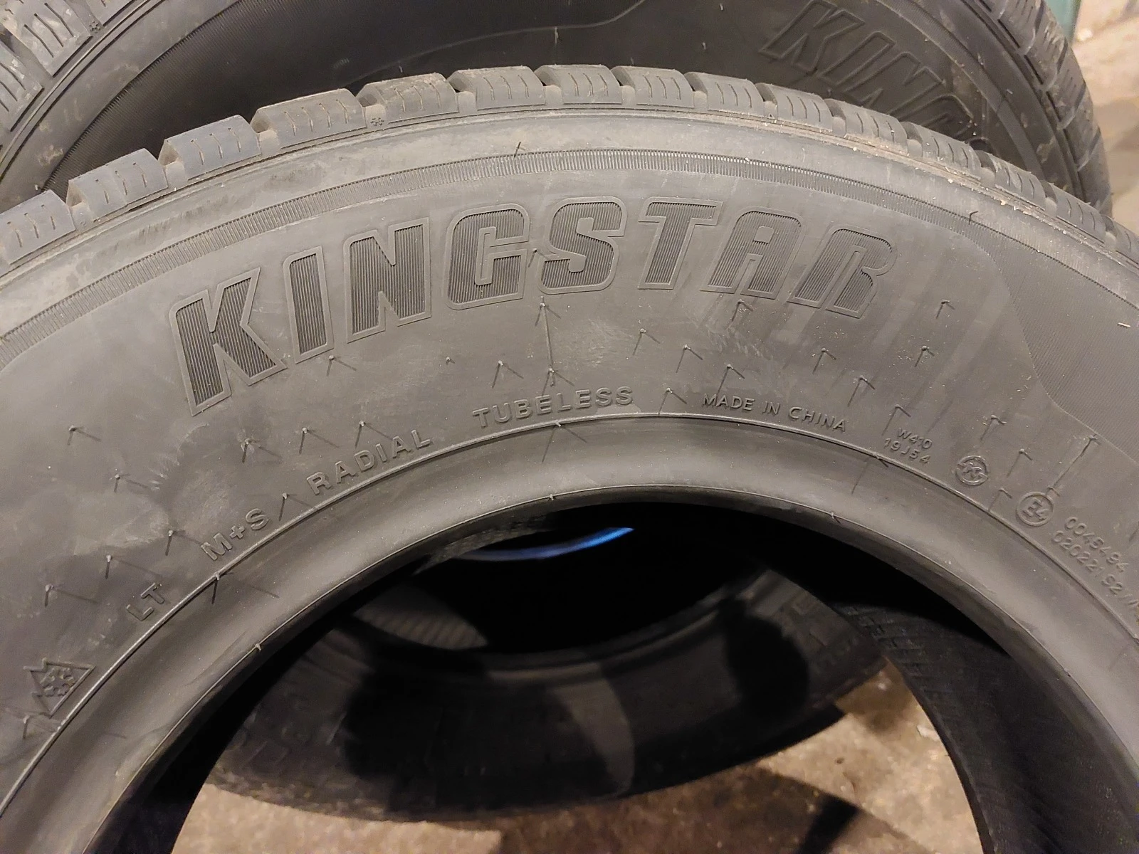���� 225/70R15 | Mobile.bg � ����������� 6