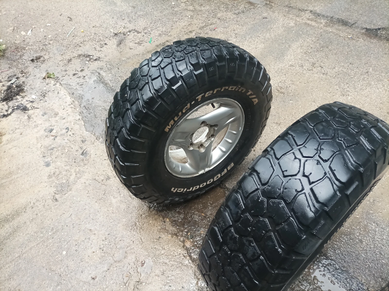 Гуми с джанти BF Goodrich 255/85R16, снимка 6 - Гуми и джанти - 55160082