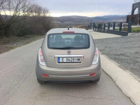 Lancia Ypsilon Заводска газ, снимка 5