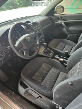 Skoda Octavia, снимка 8