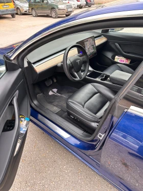 Tesla Model 3, снимка 4