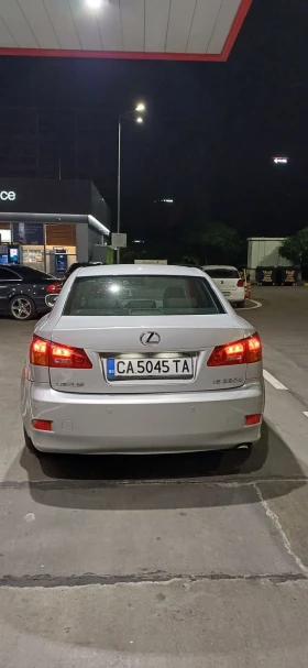 Lexus IS 220d КОЖА, КЛИМА, НАВИ, ПОДГРЕВ, КАМЕРА, ПАРК, АВТОПИЛО, снимка 9