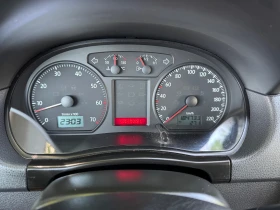 Обява за продажба на VW Polo 1.4i-Автомат ~5 800 лв. - изображение 6