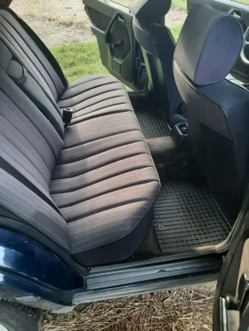 Mercedes-Benz 124 200 d - 2900 € / 5671.91 лв. - 49414656 17
