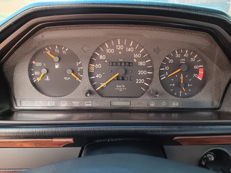 Mercedes-Benz 124 Е124, снимка 13 - Автомобили и джипове - 46897881