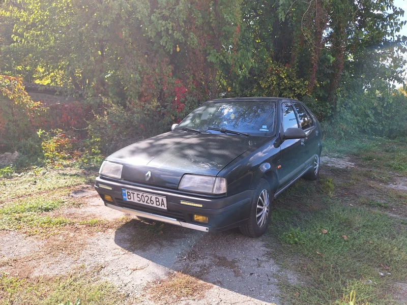 Renault 19, снимка 1 - Автомобили и джипове - 47365652