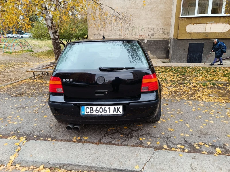 VW Golf 4, снимка 3 - Автомобили и джипове - 48015659