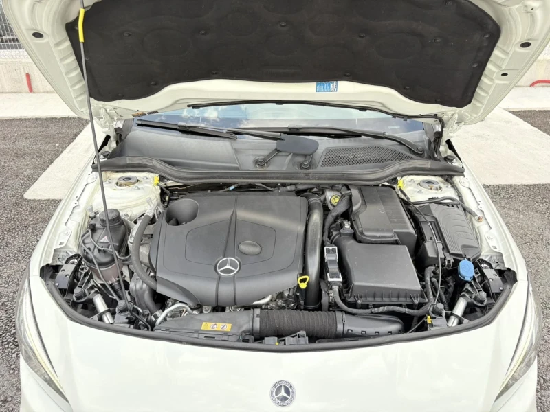 Mercedes-Benz CLA 200 AMG Facelift Евро6B, снимка 17 - Автомобили и джипове - 51287566