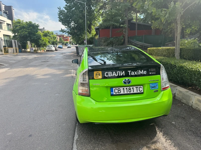 Toyota Prius, снимка 3 - Автомобили и джипове - 52409433