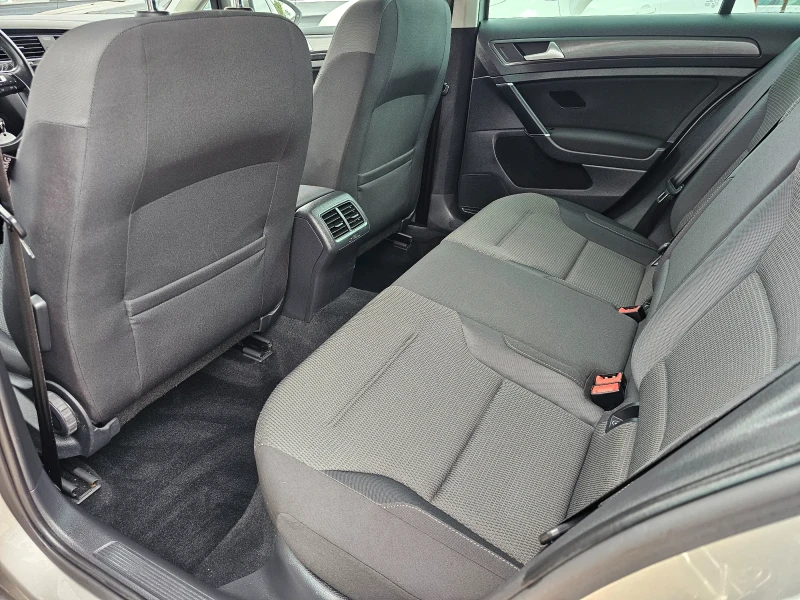 VW Golf 1.6TDI, 116к.с., Facelift , снимка 10 - Автомобили и джипове - 51840769