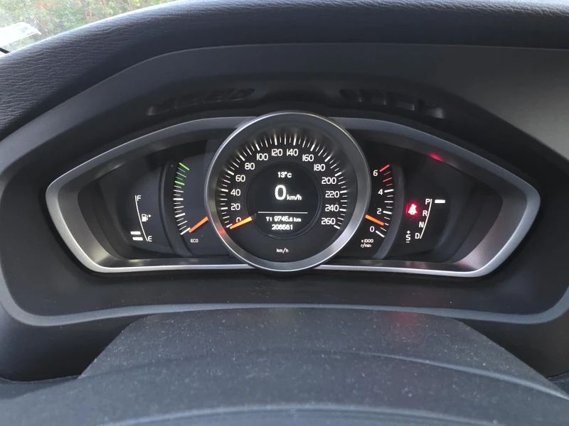 Volvo V40 Cross Country 2.0D euro6, снимка 12 - Автомобили и джипове - 52585937