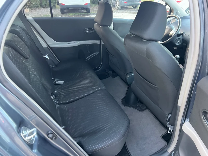 Toyota Yaris 1.33i Facelift ШВЕЙЦАРИЯ, снимка 7 - Автомобили и джипове - 52859524