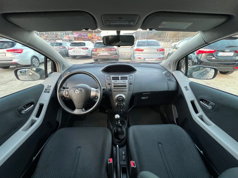 Toyota Yaris 1.33i Facelift ШВЕЙЦАРИЯ, снимка 9 - Автомобили и джипове - 52859524