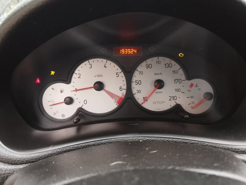 Peugeot 206, снимка 13 - Автомобили и джипове - 53223690