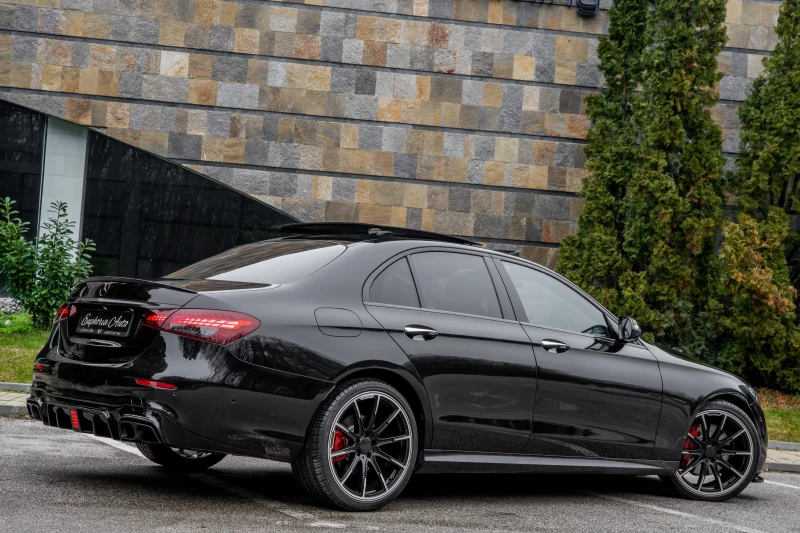 Mercedes-Benz E 220 d* BRABUS BLACK SERIES* PANORAMA* 360CAM* FULL, снимка 5 - Автомобили и джипове - 53250259