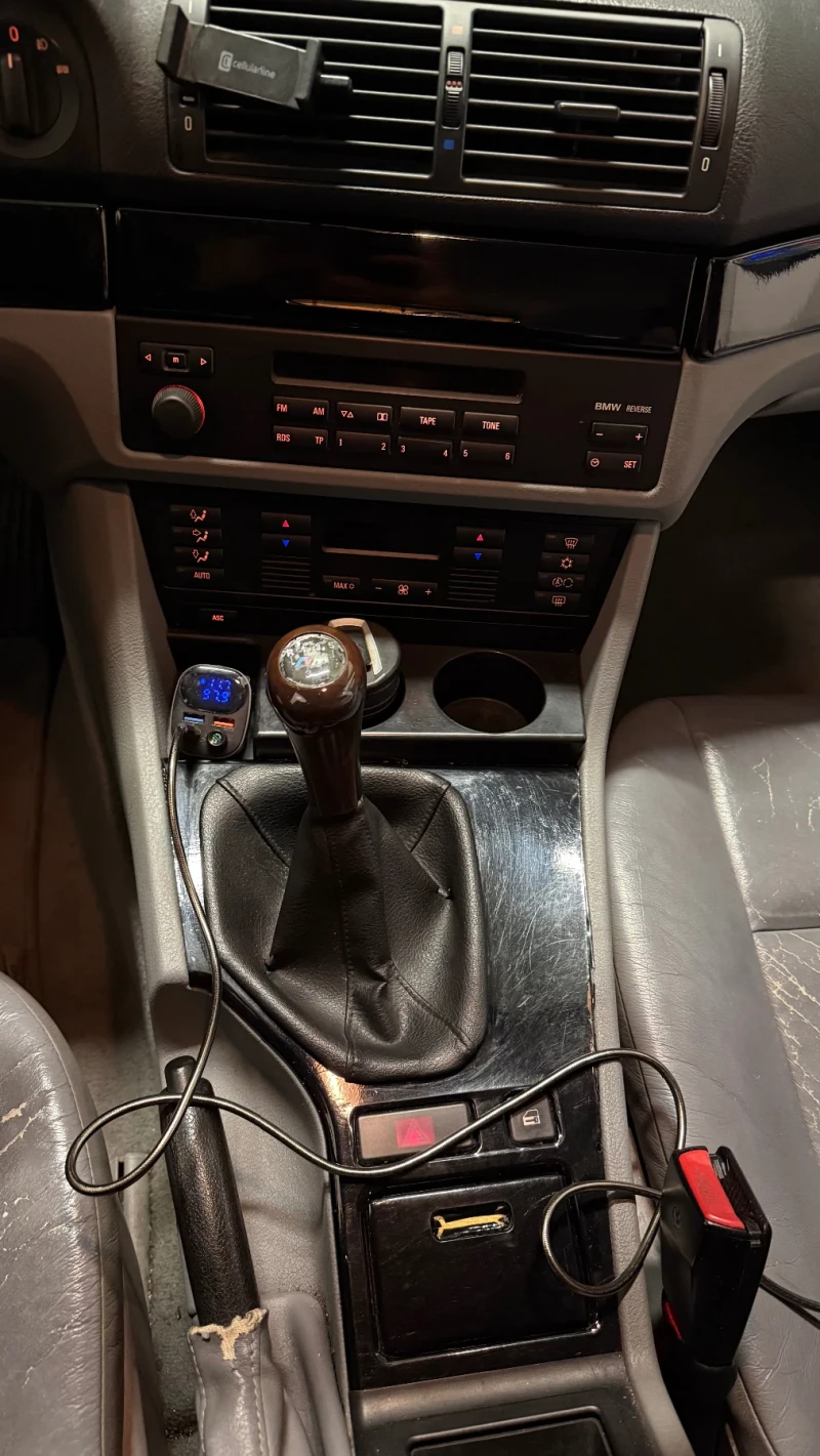 BMW 525, снимка 14 - Автомобили и джипове - 53405943