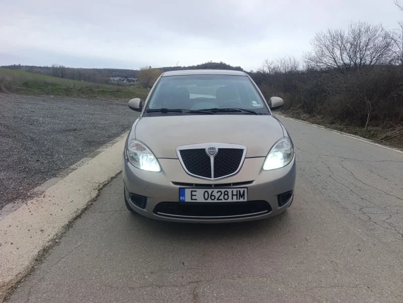 Lancia Ypsilon Заводска газ