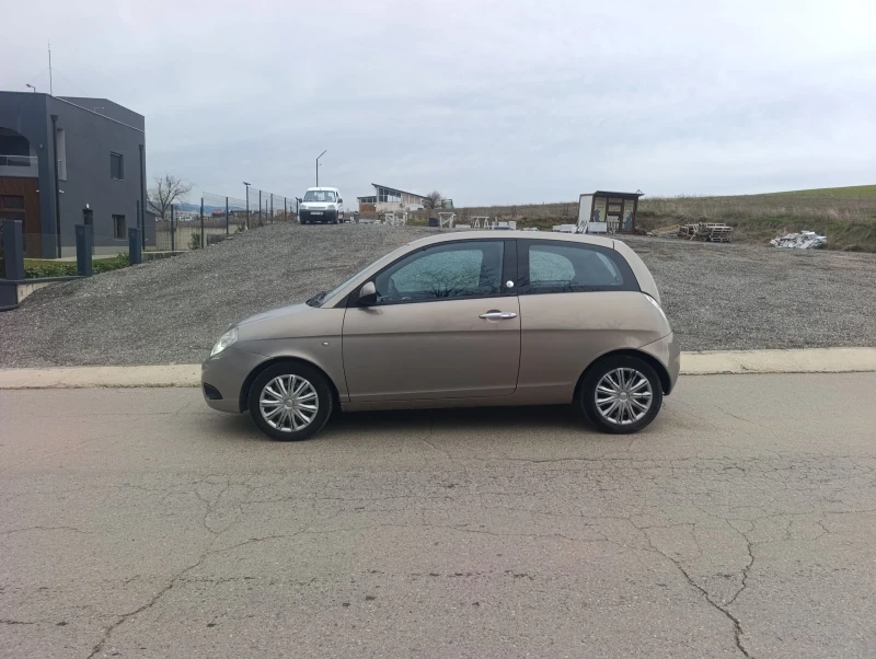 Lancia Ypsilon Заводска газ, снимка 7 - Автомобили и джипове - 53477231