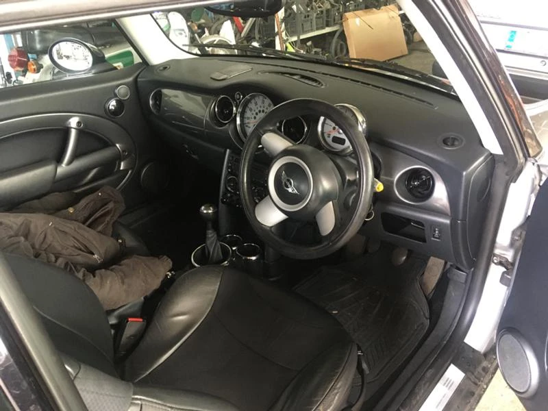 Mini Cooper 1.6i, снимка 3 - Автомобили и джипове - 29027901