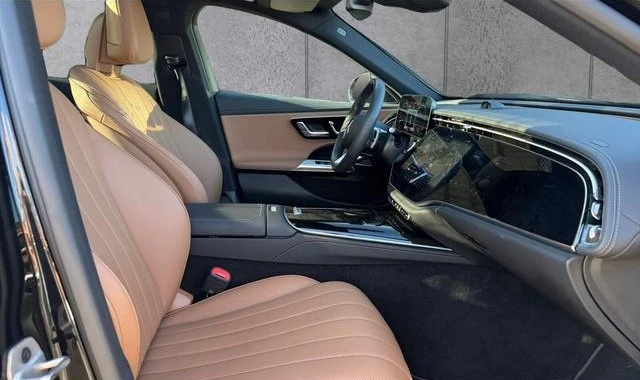 Mercedes-Benz E 450 d AMG 4-MATIC SUPERSCREEN BURMESTER 360-CAMERA, снимка 12 - Автомобили и джипове - 56074556