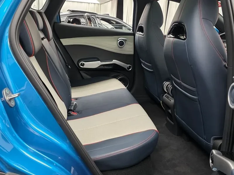 BYD Atto3, снимка 12 - Автомобили и джипове - 56223428
