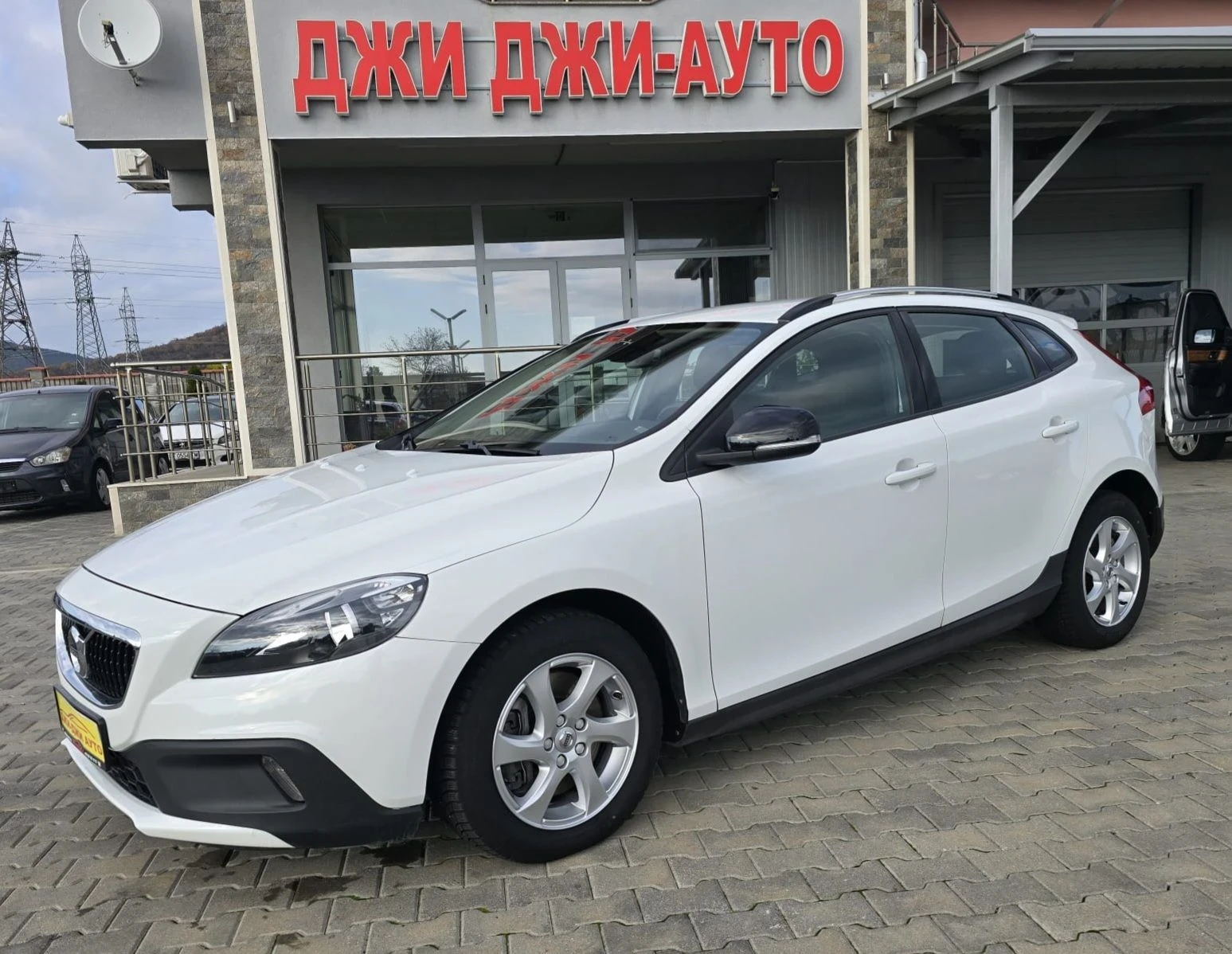 Volvo V40 Cross Country 2.0D euro6, снимка 1