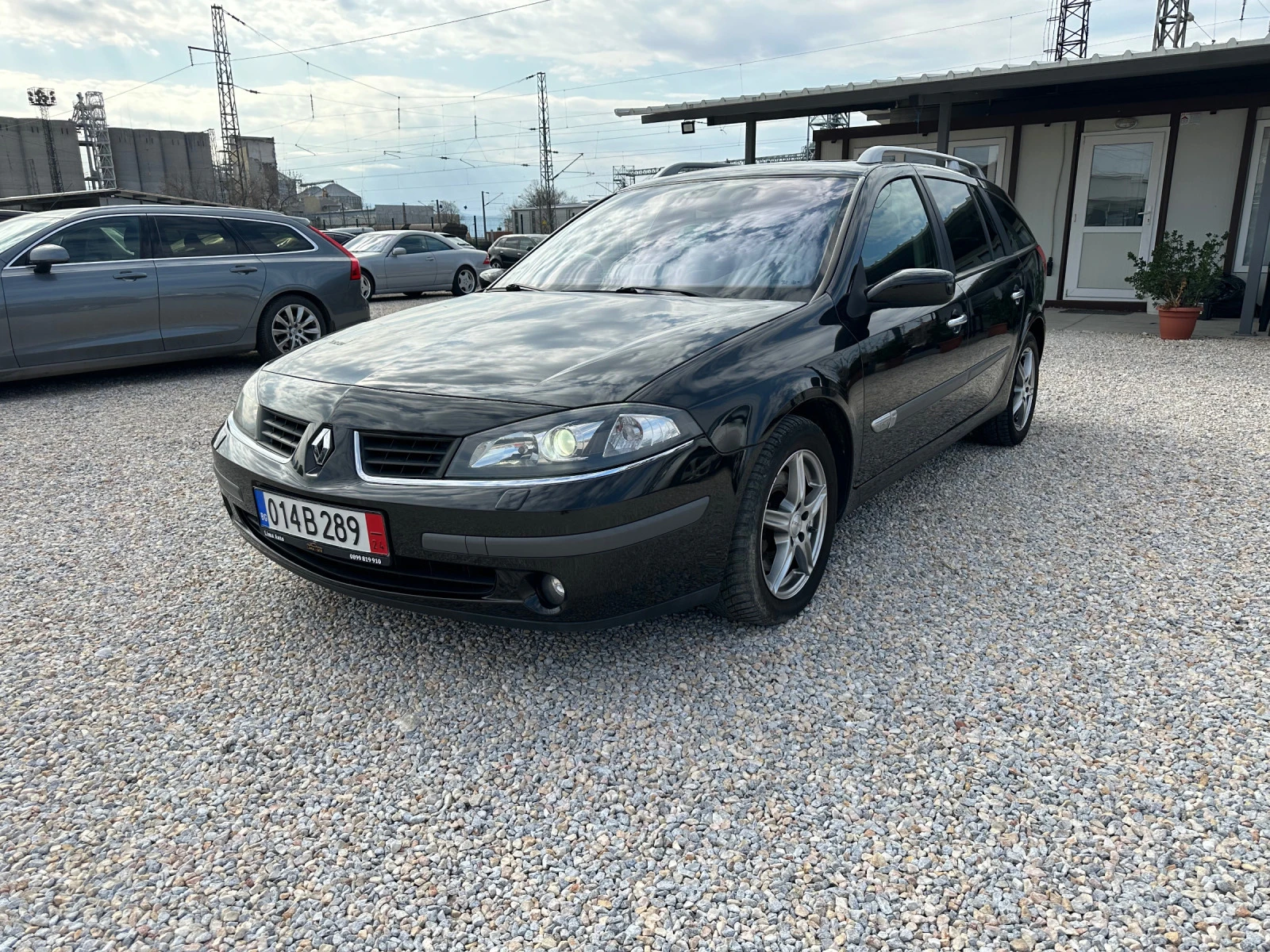 Renault Laguna 2.0 БЕНЗИН - изображение 2