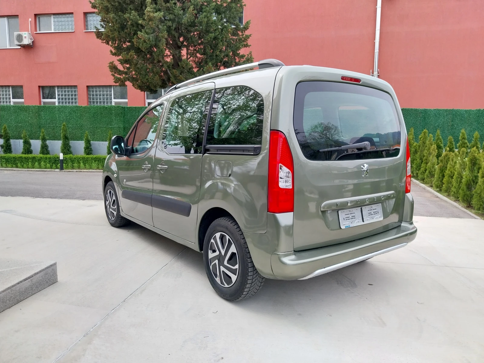 Citroen Berlingo 1.6 HDI /TEPEE-LUXURY/4+ 1 места.//NAVI//НОВО// - изображение 5