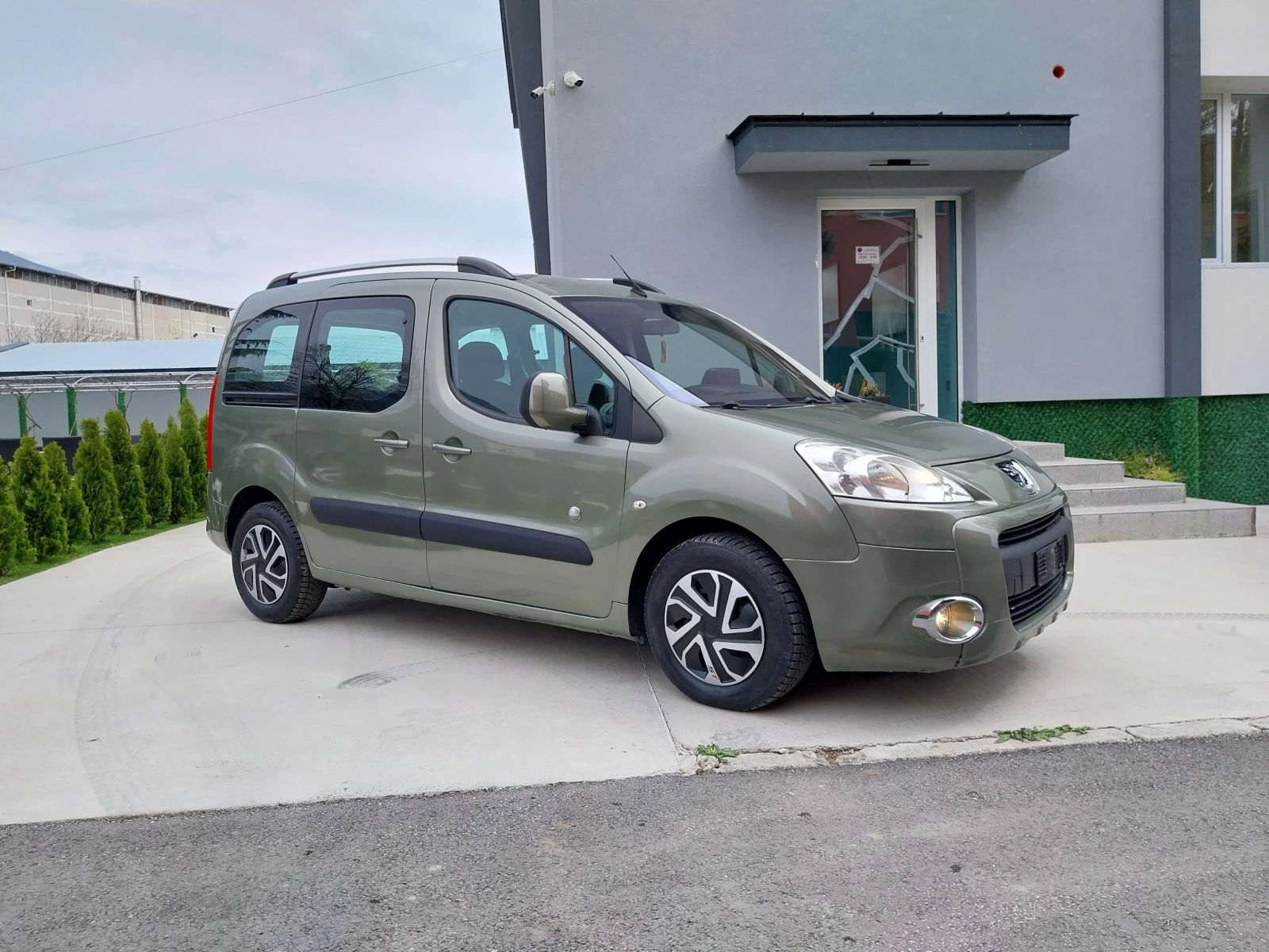 Citroen Berlingo 1.6 HDI /TEPEE-LUXURY/4+ 1 места.//NAVI//НОВО// - изображение 2