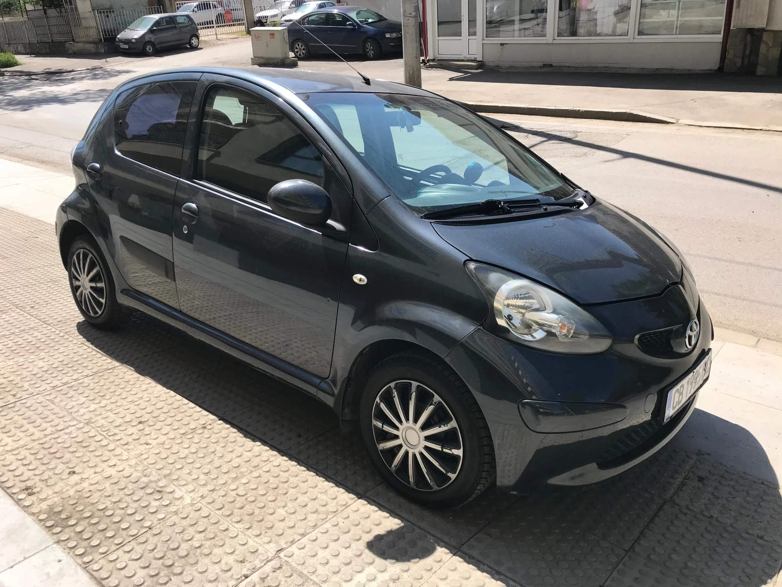 Toyota Aygo 1.0 с регистрация - изображение 3