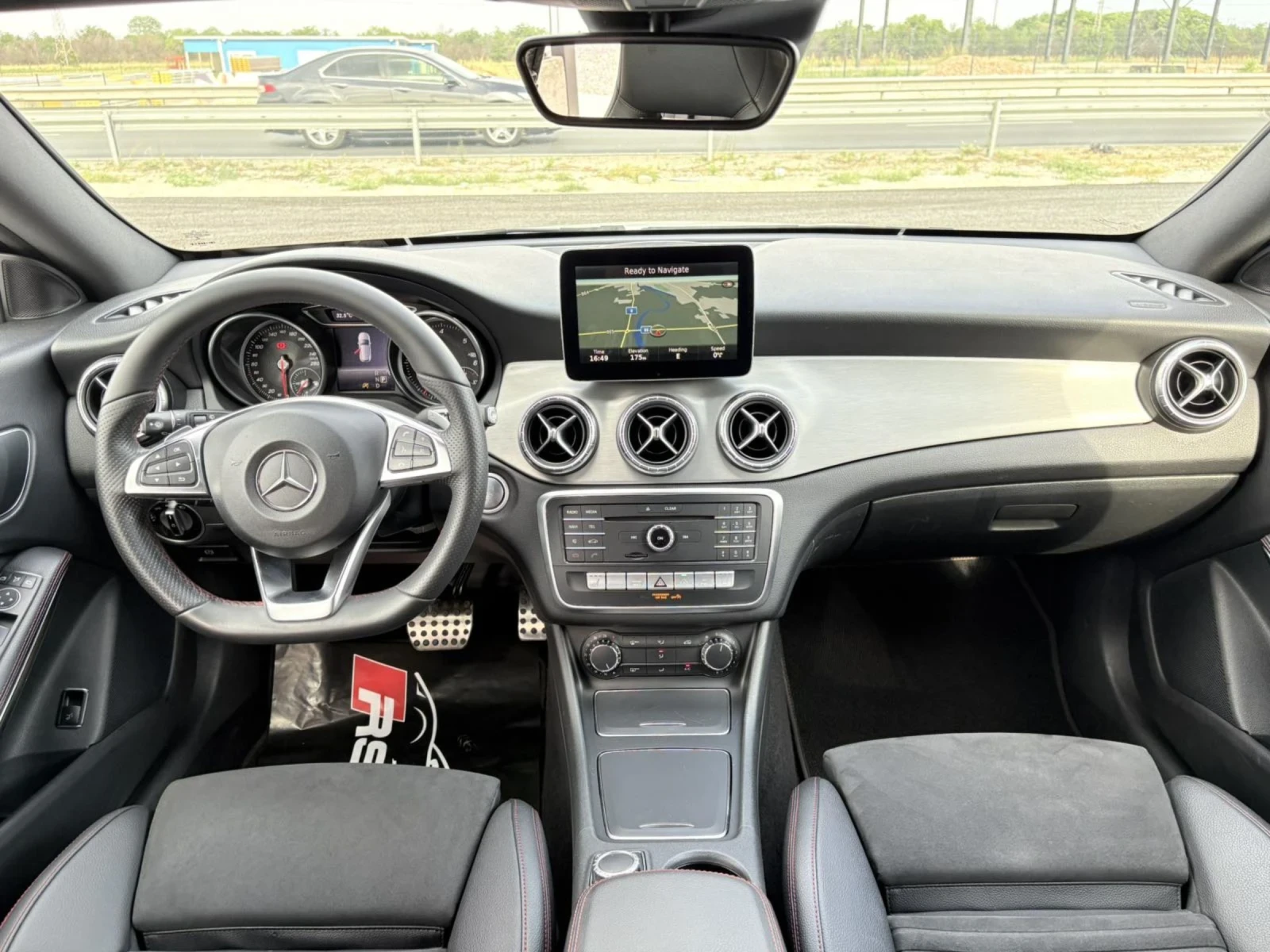 Mercedes-Benz CLA 200 AMG Евро6B - изображение 10