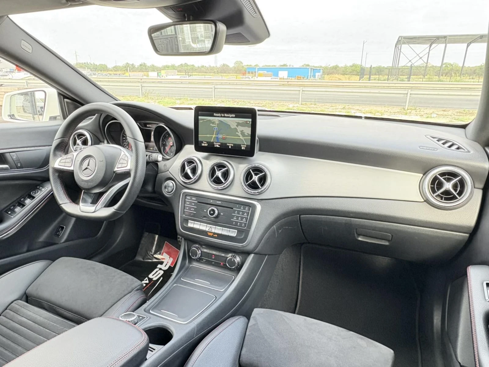 Mercedes-Benz CLA 200 AMG Евро6B - изображение 9