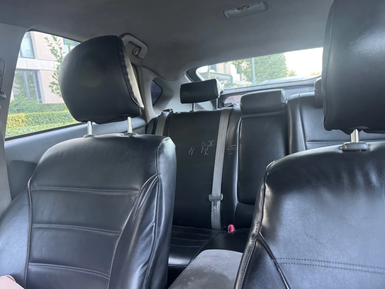 Toyota Prius  - изображение 7
