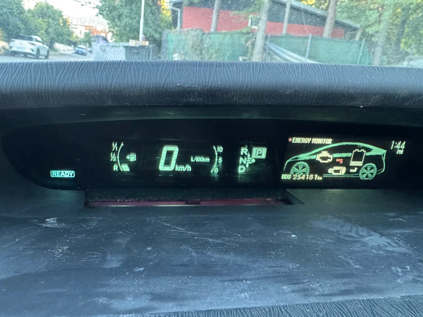 Toyota Prius  - изображение 4