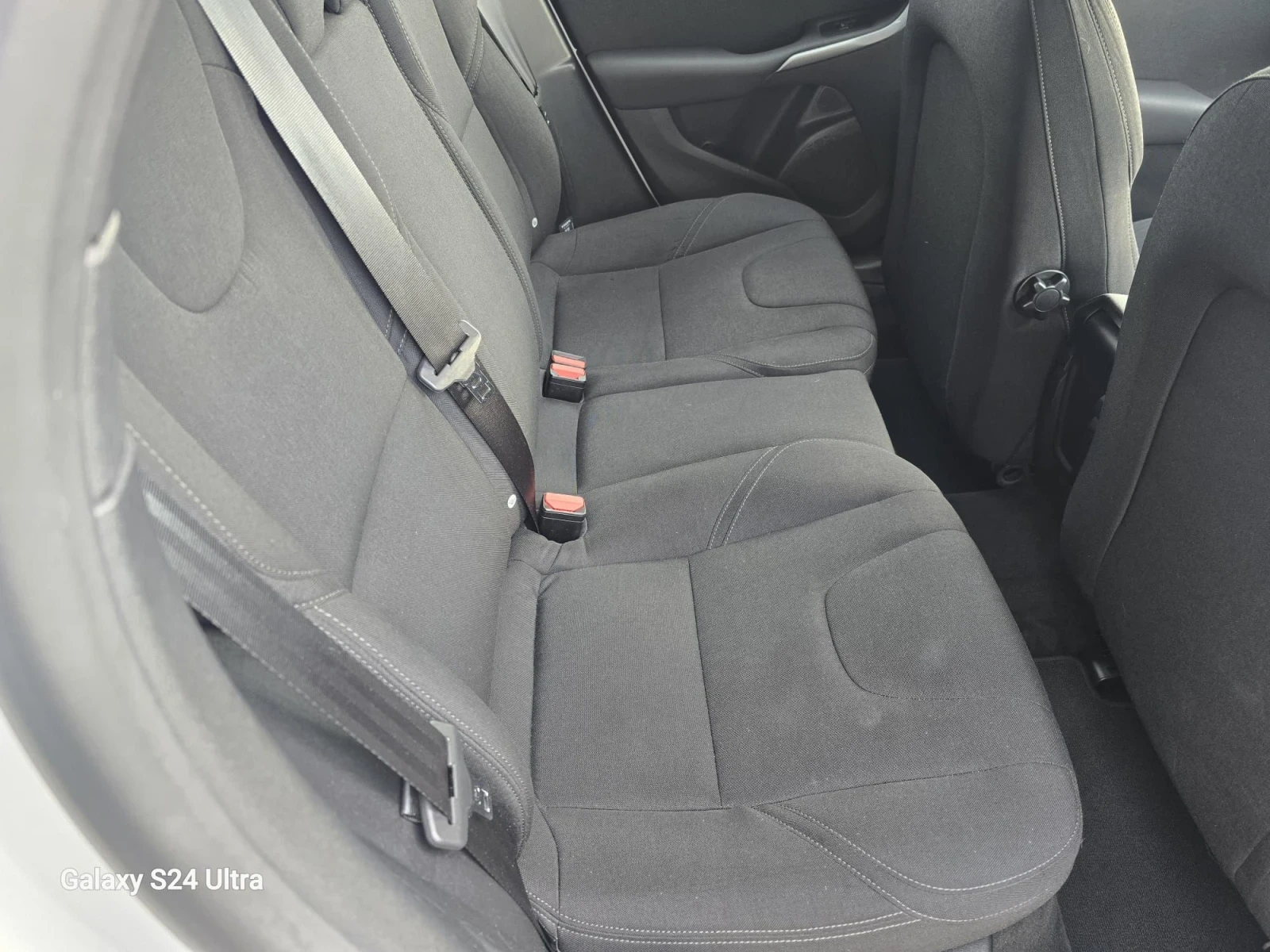 Volvo V40 Cross Country 2.0D euro6 - изображение 10