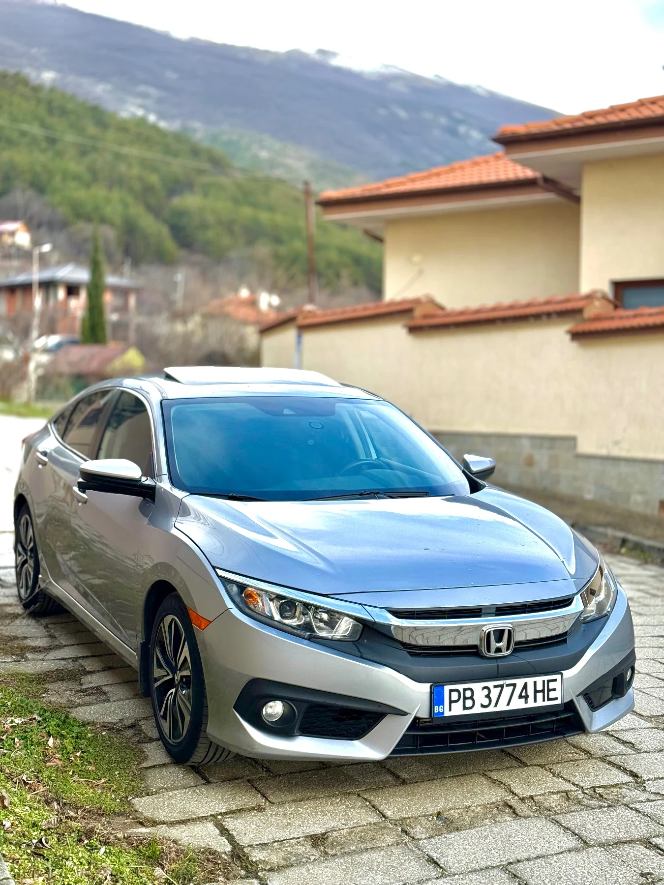 Honda Civic 1.5 TURBO 182hp 93 000 km * Фул Екстри*  - изображение 2