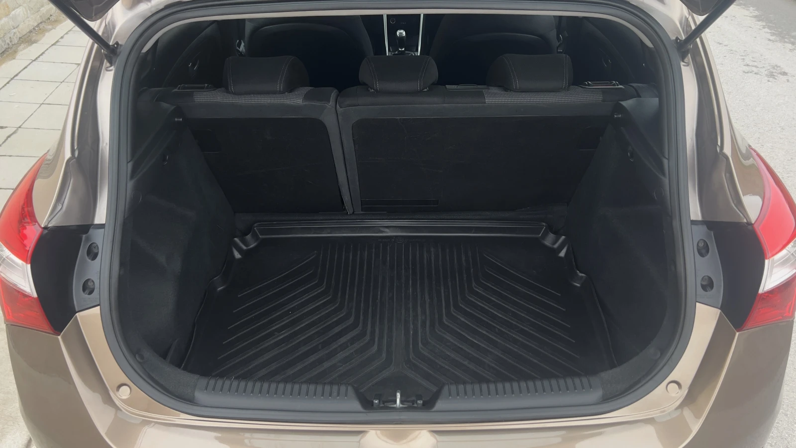 Hyundai I30 1.4i 2014� | Mobile.bg � ����������� 14