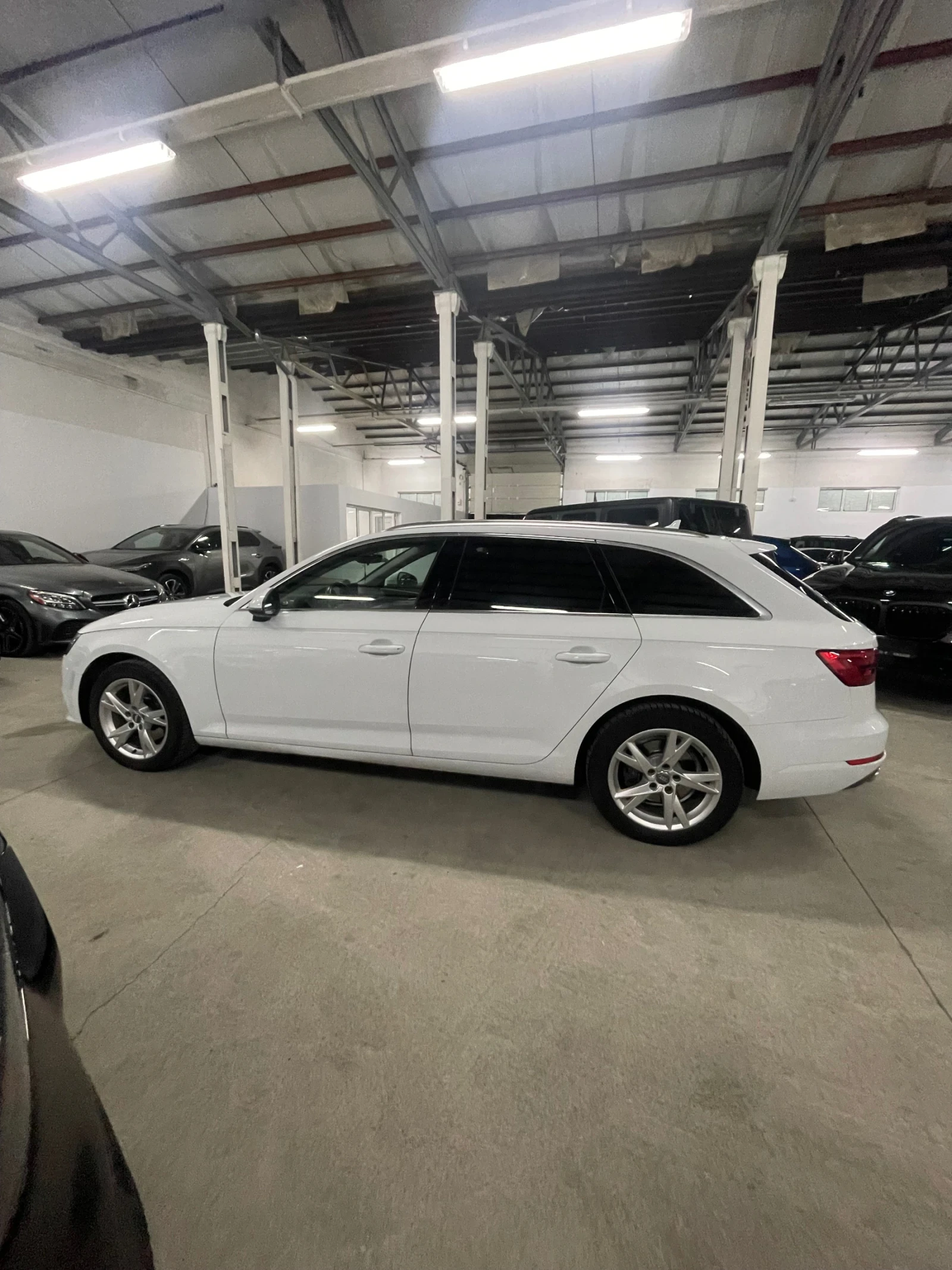 Audi A4 2.0tdi/Led/Digital/Обслужена/КАТО НОВА!!! - изображение 8