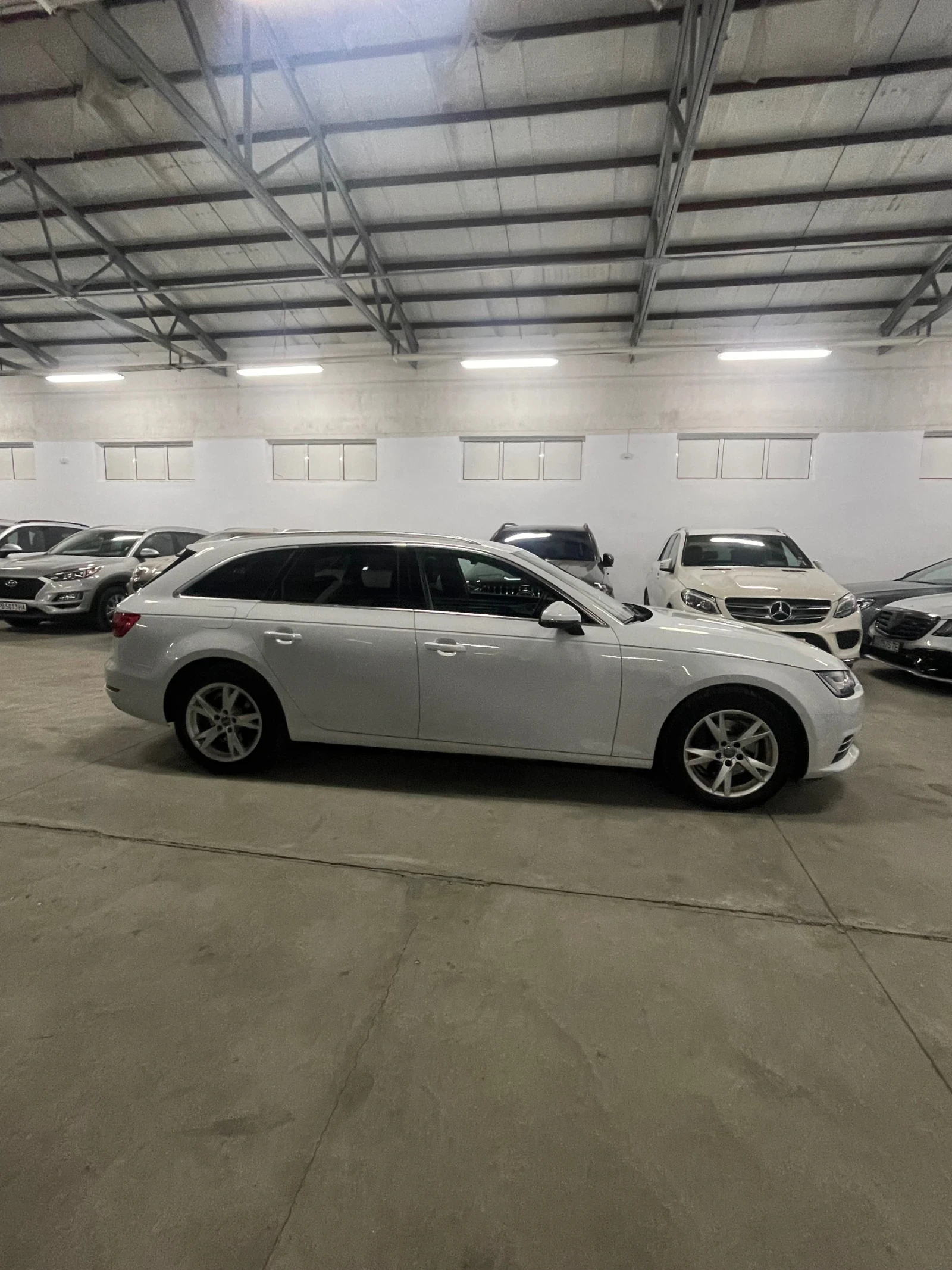 Audi A4 2.0tdi/Led/Digital/Обслужена/КАТО НОВА!!! - изображение 7