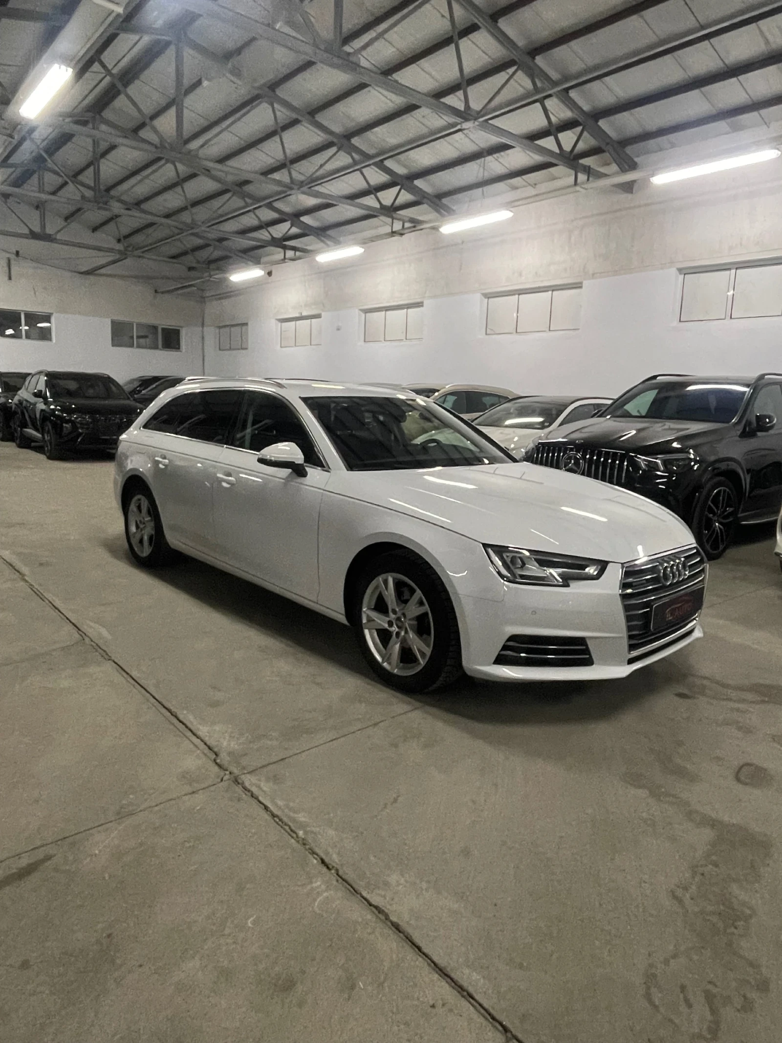 Audi A4 2.0tdi/Led/Digital/Обслужена/КАТО НОВА!!! - изображение 2