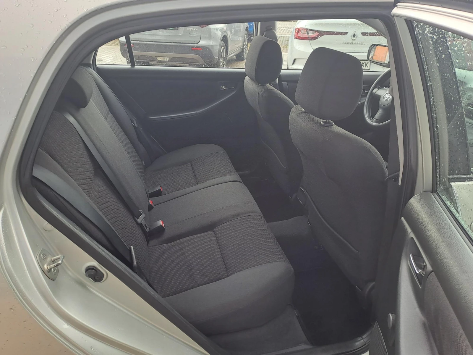 Toyota Corolla 1.4 VVT-I | Mobile.bg � ����������� 12