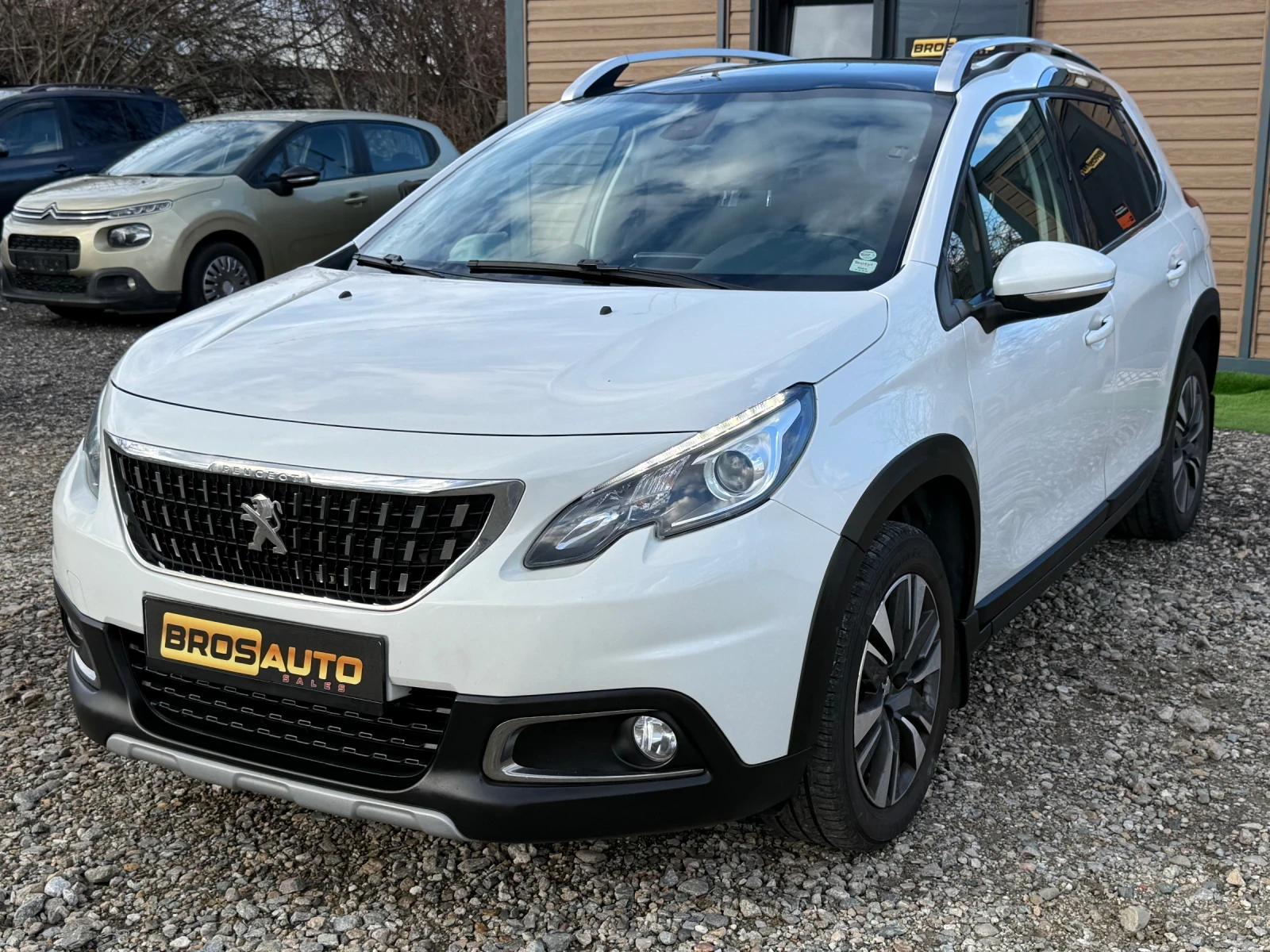 Peugeot 2008 Allure / 1.6HDI/ Pano / Camera | Mobile.bg � ����������� 1