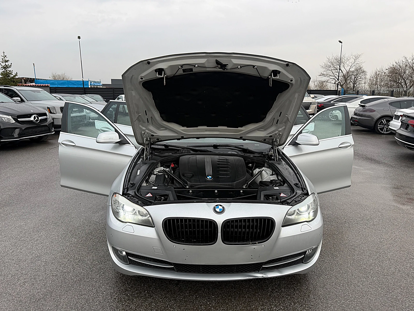 BMW 530 F10-HEAD UP-LED-BIXENON-NAVI-SPORT-GERMANIA, снимка 16 - Автомобили и джипове - 53933338